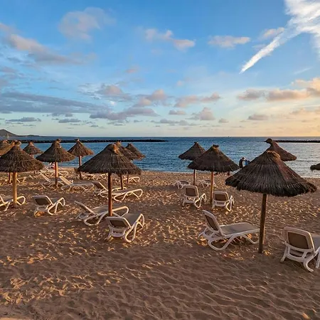 Skyline By The Sea - Playa De Americas Плая-де-лас-Америкас
